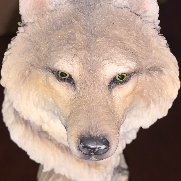 Mill Creek Studios Art Signature Wolf #38230 Sculpture Figures - Picture 16 of 17